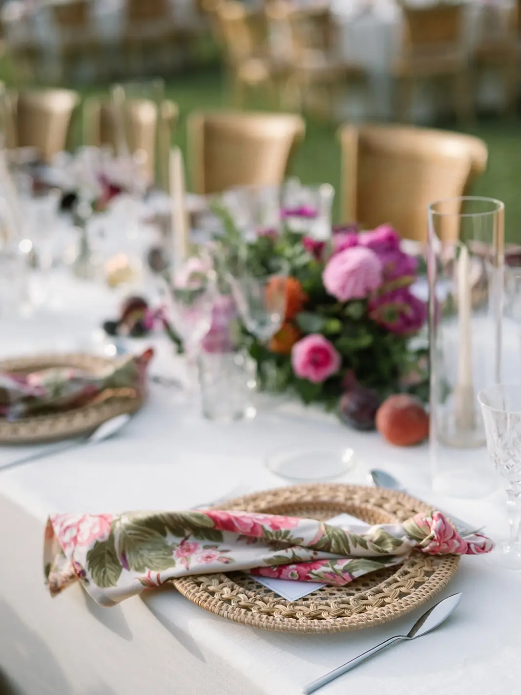 Detalle de una mesa de boda de inspiración mediterránea